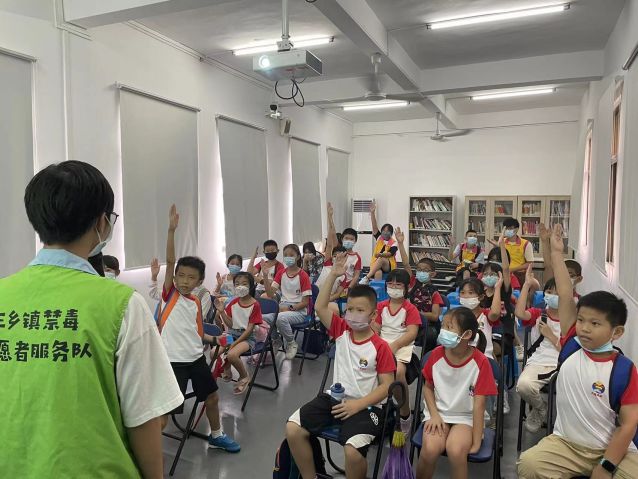 三鄉(xiāng)鎮(zhèn)開展“無毒暑期，健康同行”禁毒宣傳活動圖片4.jpg