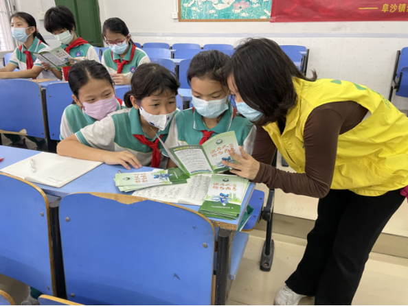 阜沙鎮(zhèn)禁毒信息〔2022〕第254期--【禁毒攻堅】“無毒青春，健康校園”—阜沙鎮(zhèn)開展禁毒宣傳進校園