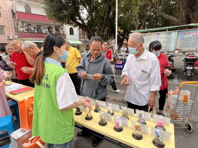 三鄉(xiāng)鎮(zhèn)開展“暖心義診，禁毒先行”宣傳活動圖片2.JPG